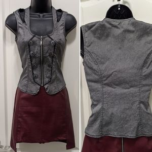 Military style, Form Fitting Zip Vest Top